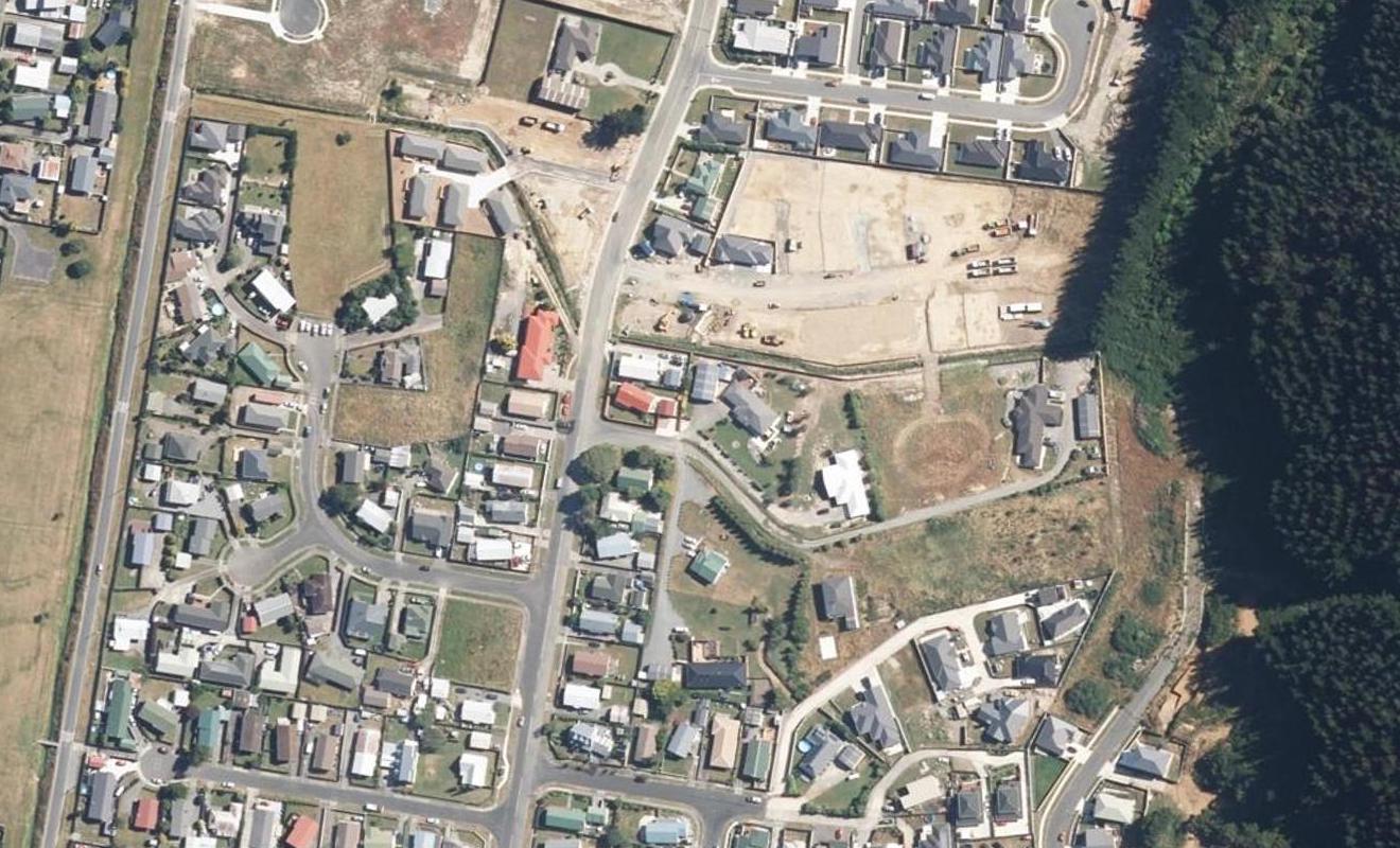 196E Wise Street, Wainuiomata, Lower Hutt - Carousel 1