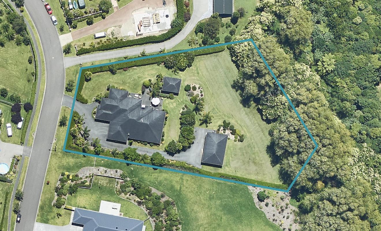 18 Orakei Place, Welcome Bay, Tauranga - Carousel 1