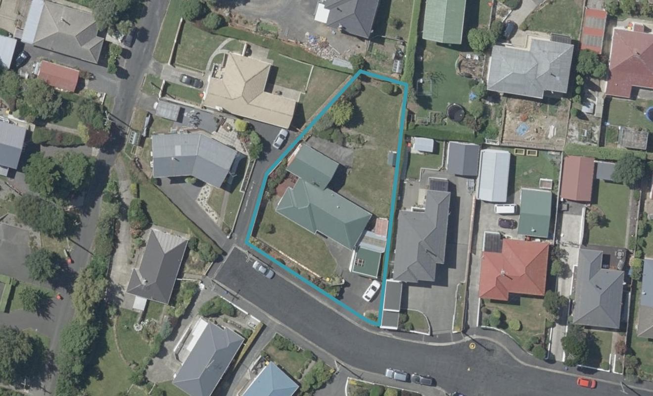 14 Warwick Street, Balaclava, Dunedin - Carousel 1