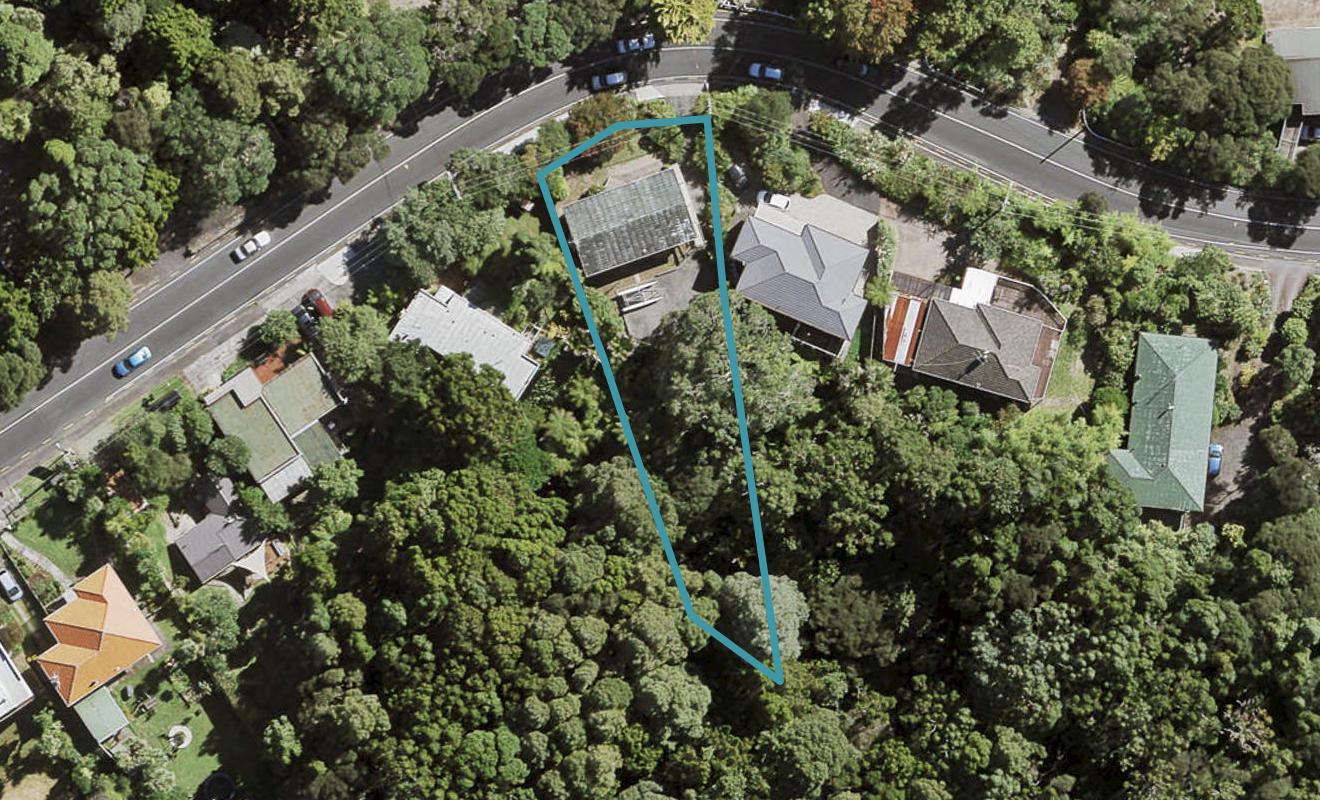 220 Godley Road, Titirangi, Auckland - Carousel 1