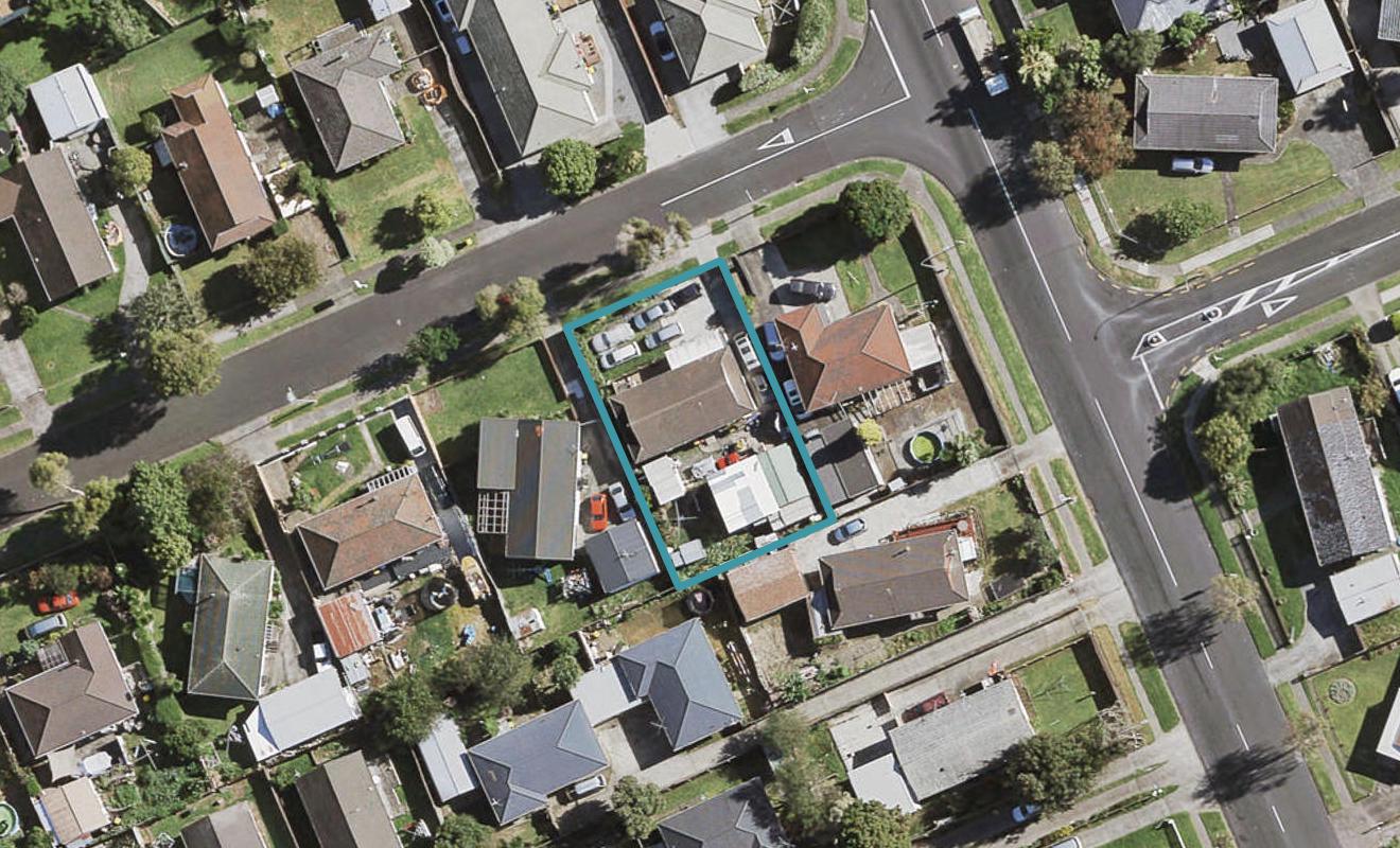 4 Benton Place, Manurewa, Auckland - Carousel 1