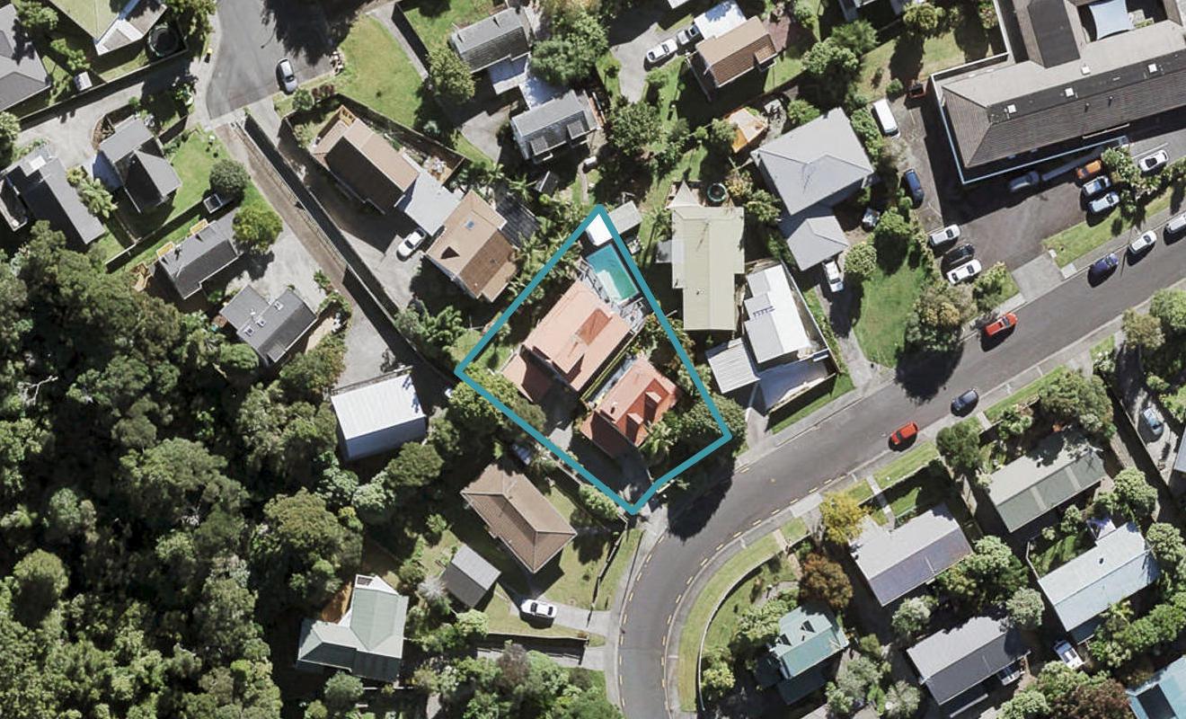 1/35 Gatman Street, Birkdale, Auckland - Carousel 1