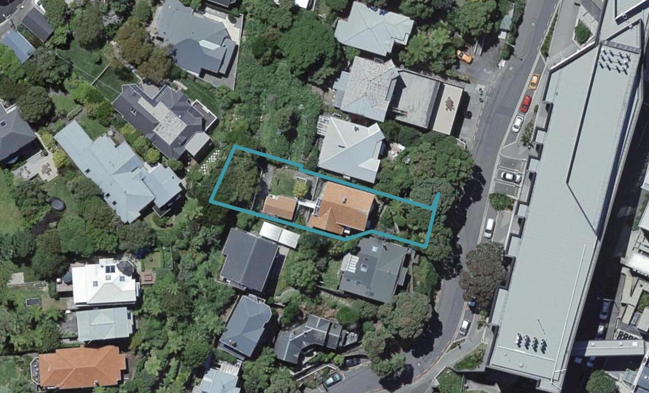 74 Kelburn Parade, Kelburn, Wellington - Carousel 1