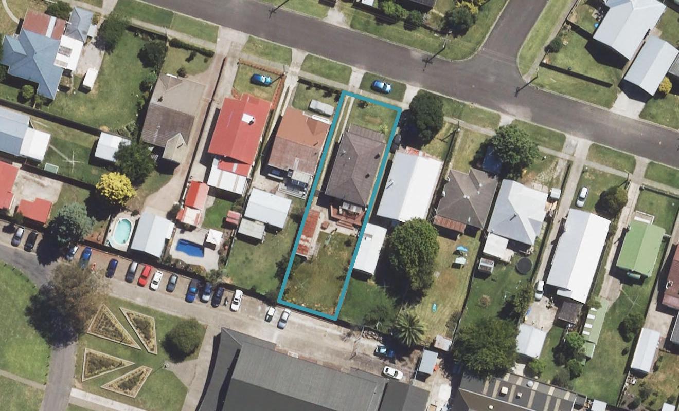 15 Bayly Street, Te Hapara, Gisborne - Carousel 1