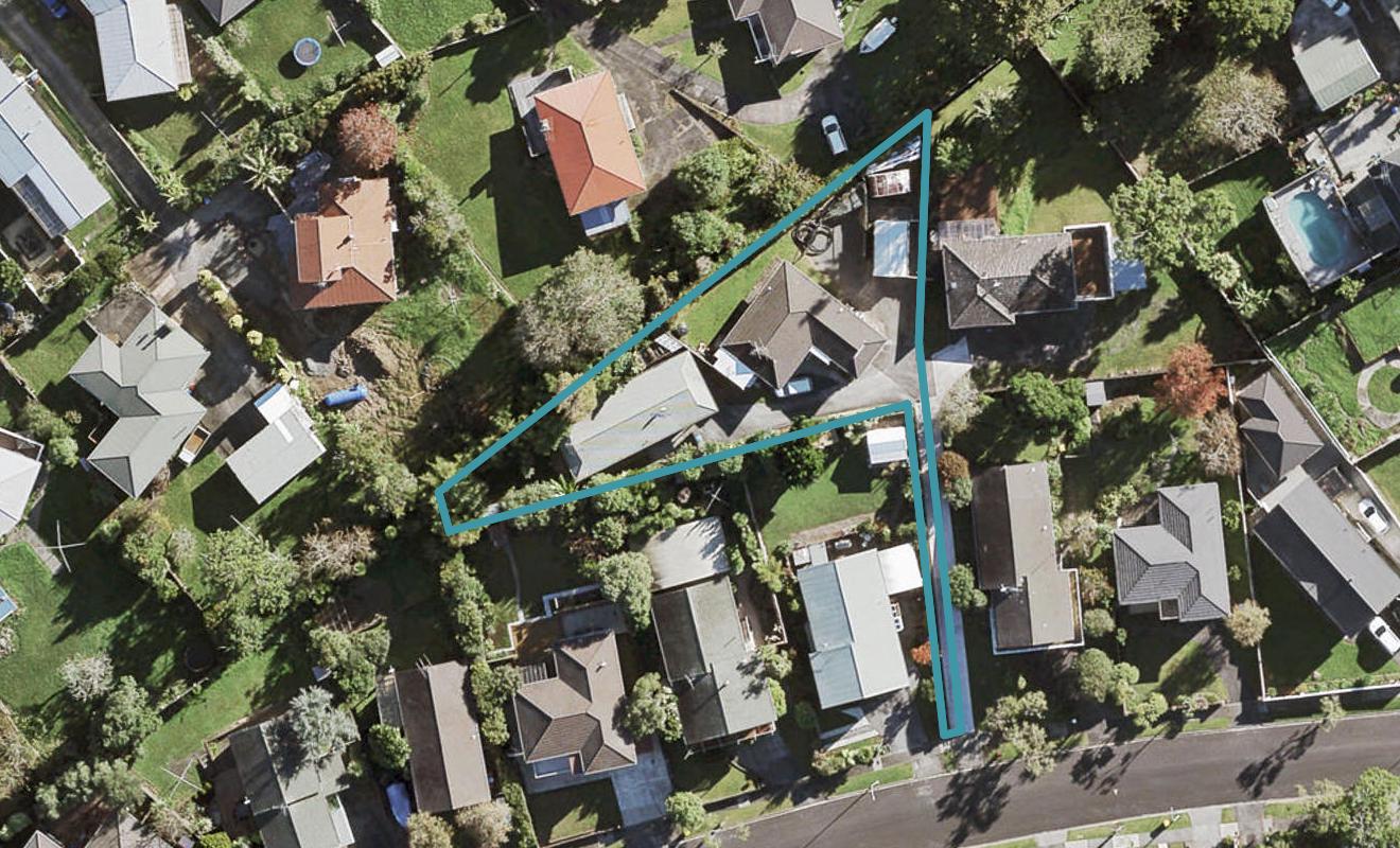 11A Dallas Place, New Windsor, Auckland - Carousel 1