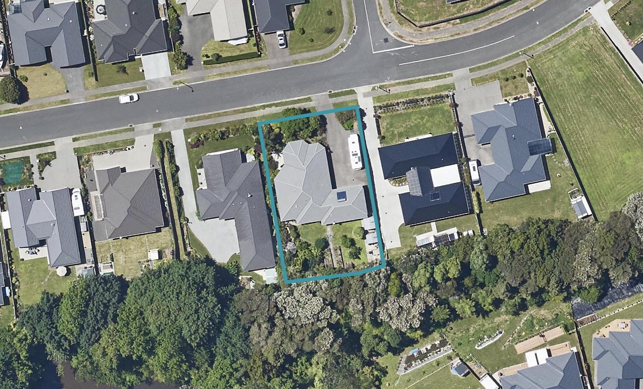 28 Maniaroa Drive, Katikati, Katikati - Carousel 1