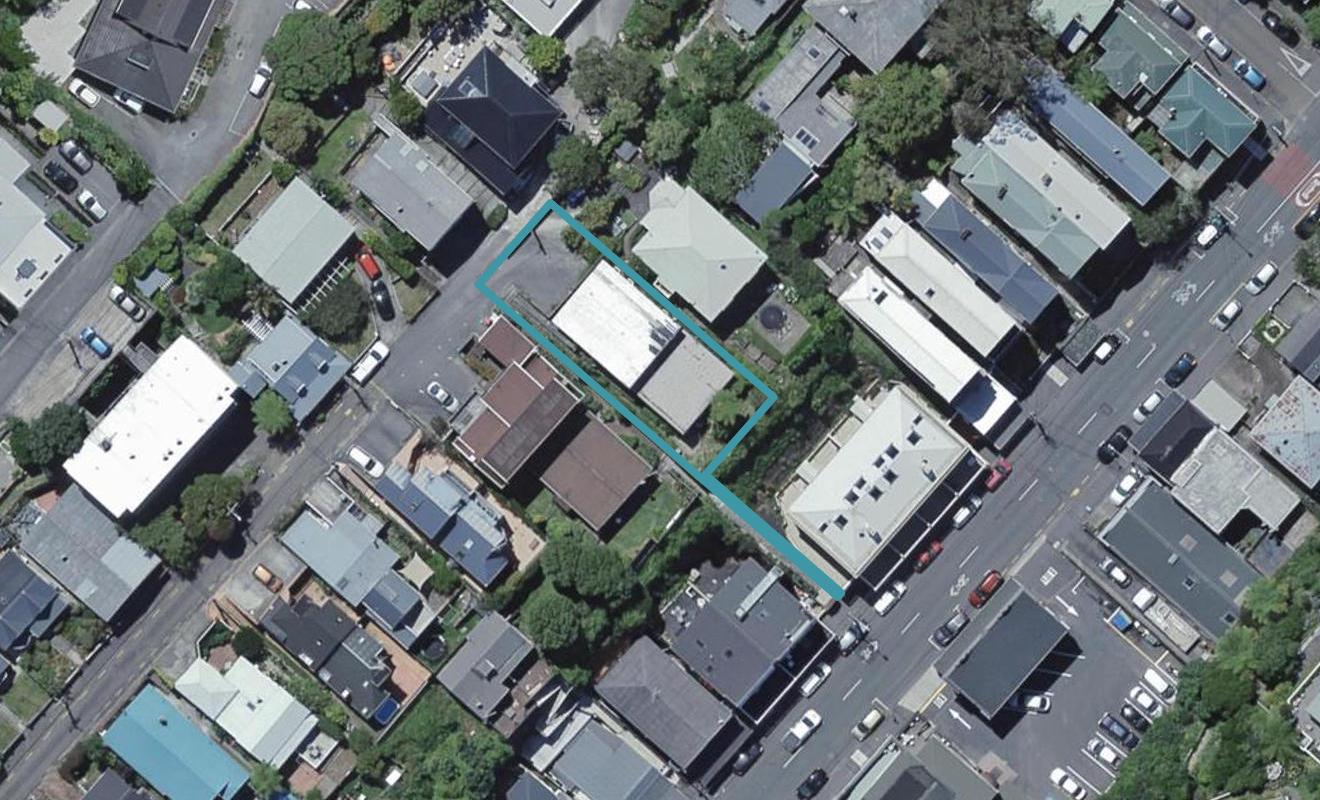 18B Barton Terrace, Thorndon, Wellington - Carousel 1