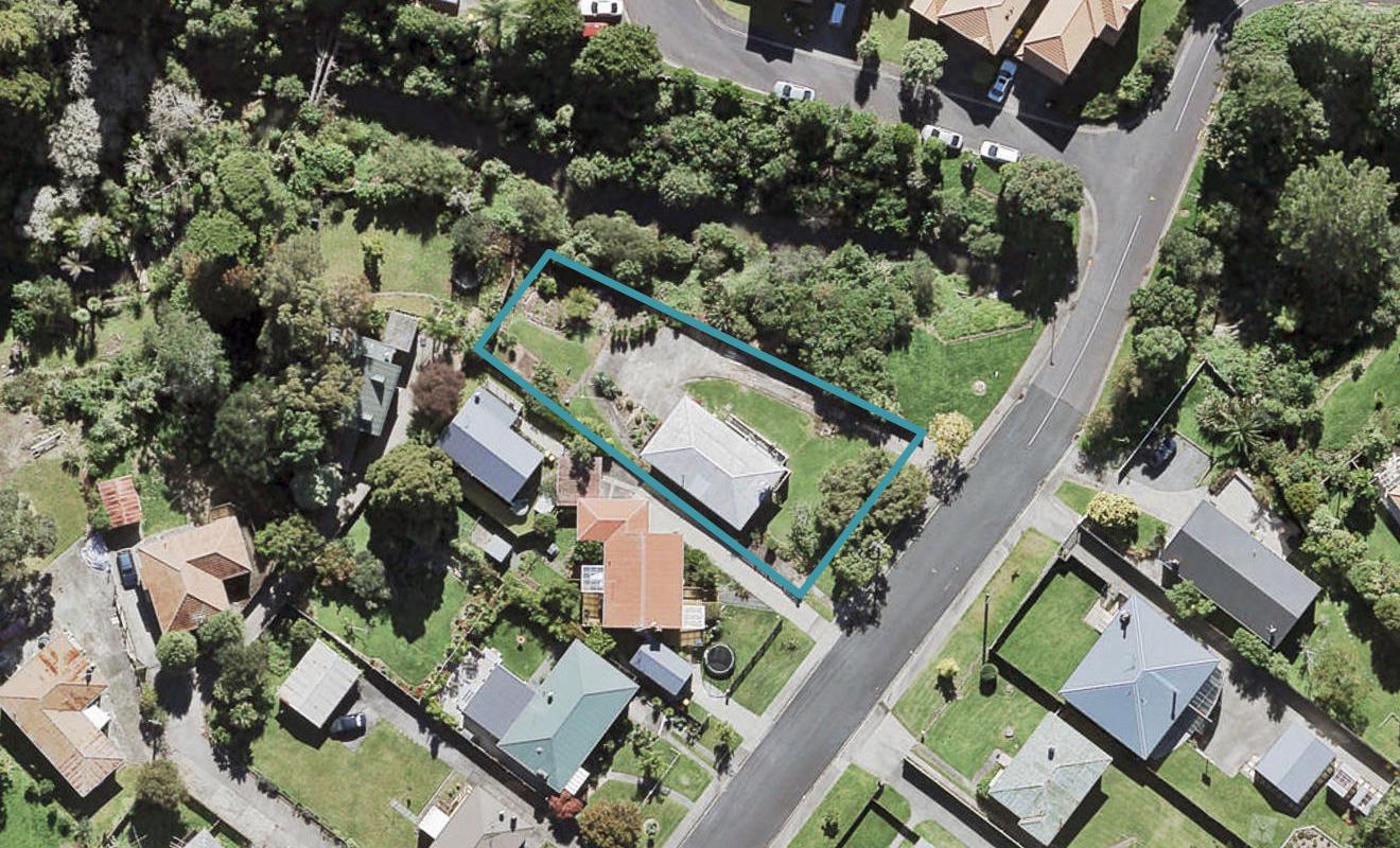 22 Westall Road, New Lynn, Auckland - Carousel 1