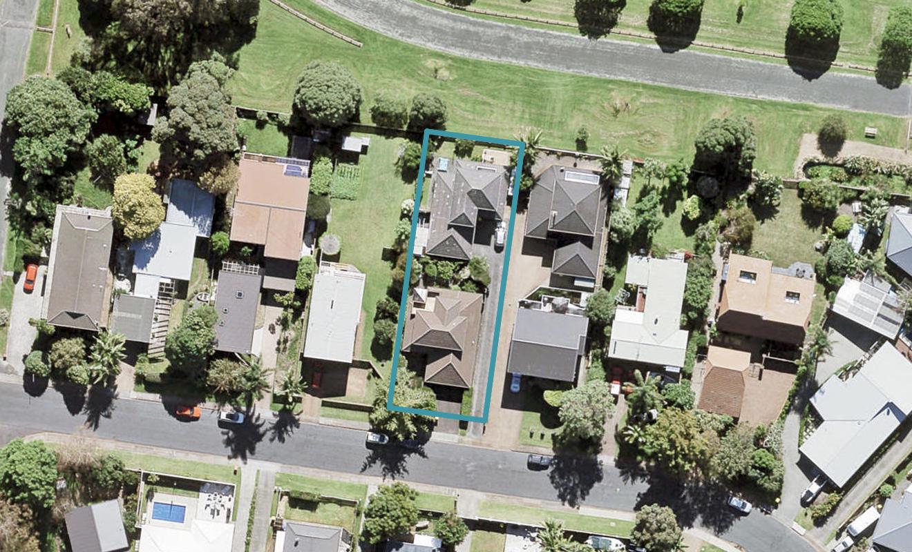 20 The Circle, Manly, Whangaparaoa - Carousel 1