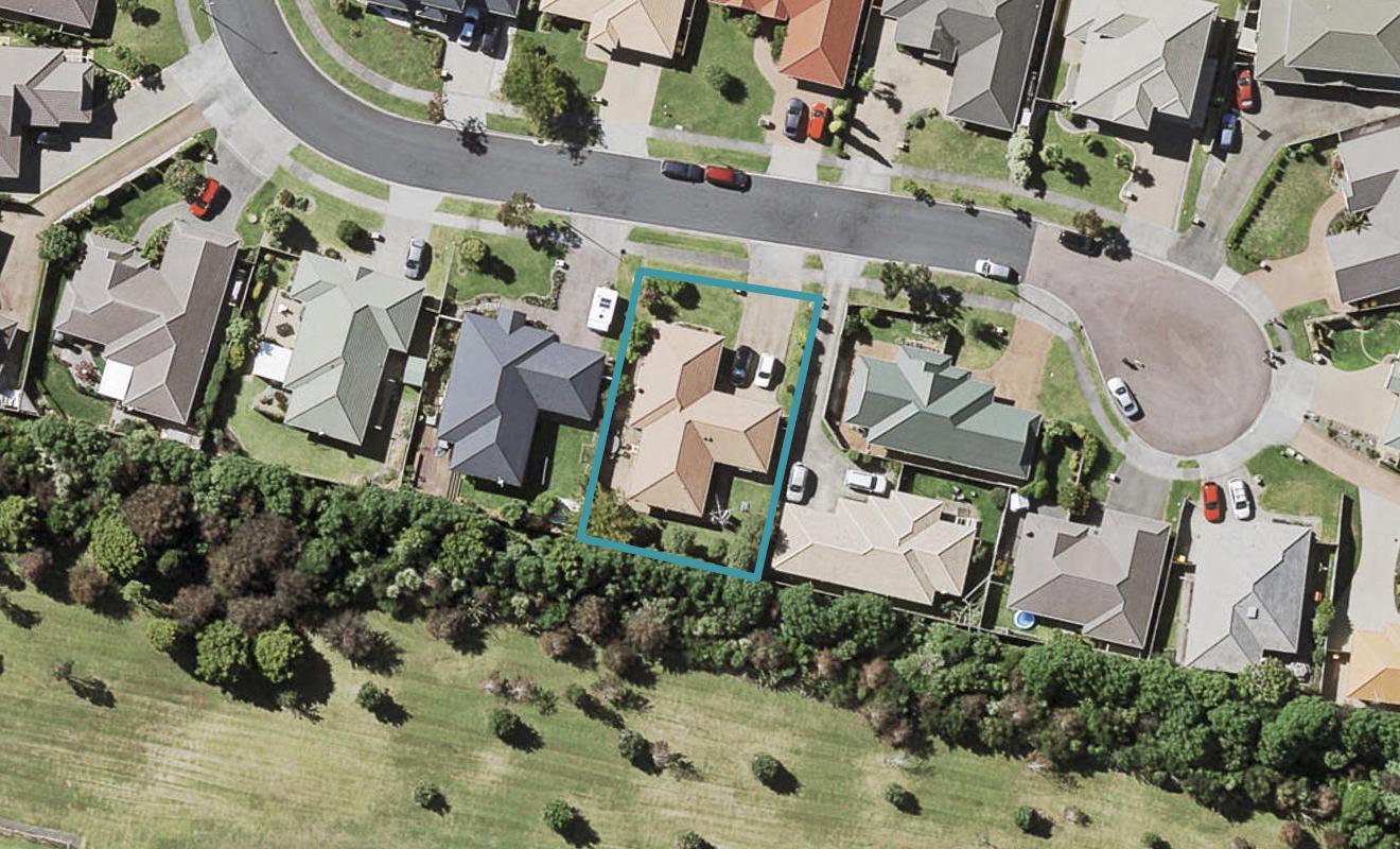 21 Trovare Place, Golflands, Auckland - Carousel 1