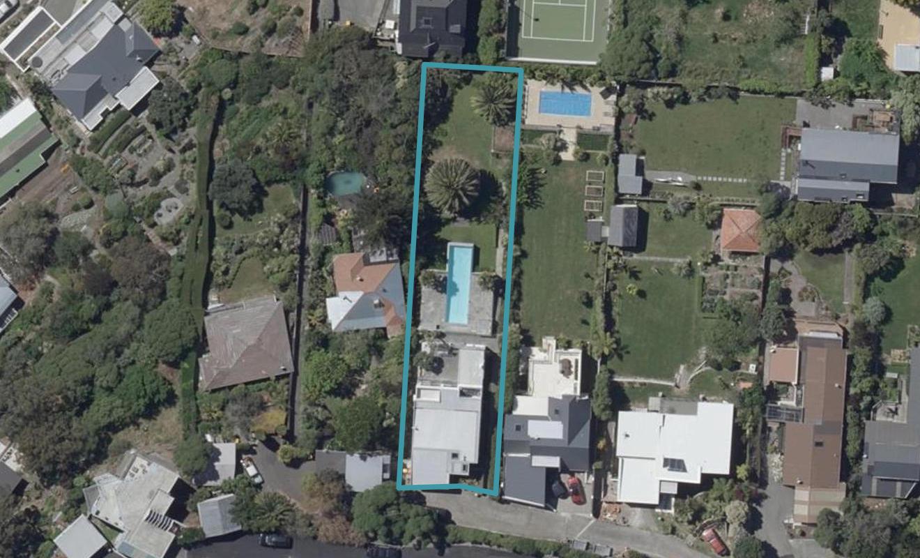 32 Tuawera Terrace, Clifton, Christchurch - Carousel 1