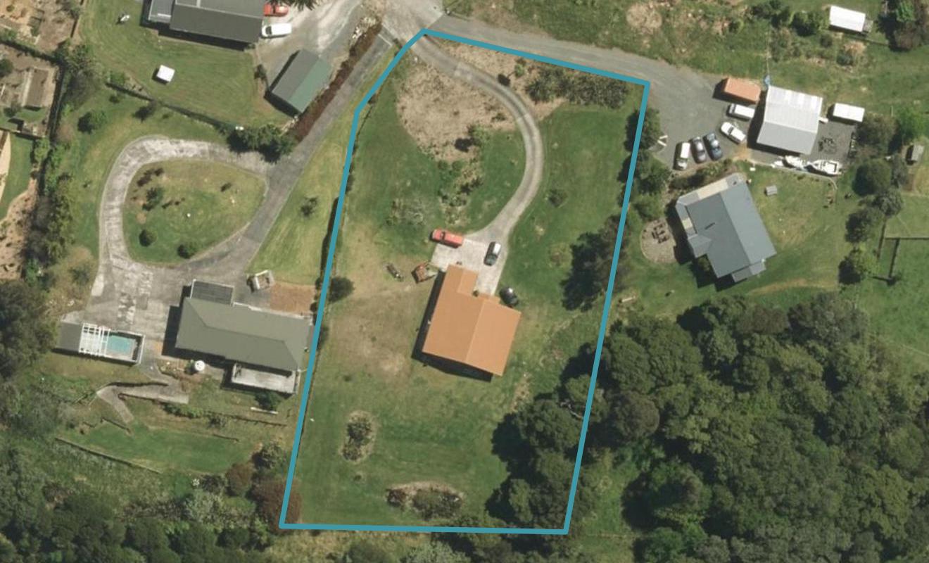 16 Sapphire Place, Whangarei - Carousel 1
