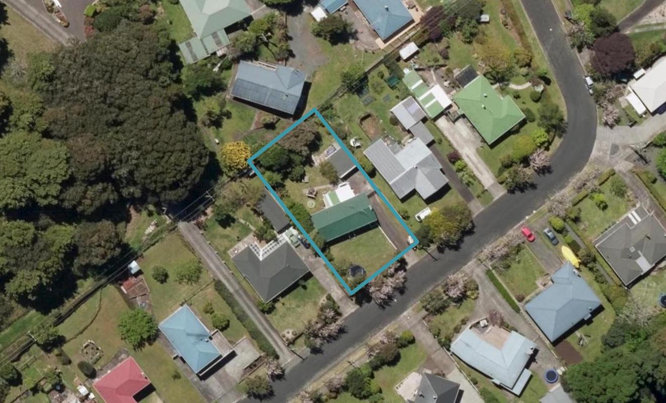 42 Tuatara Drive, Kamo, Whangarei - Carousel 1