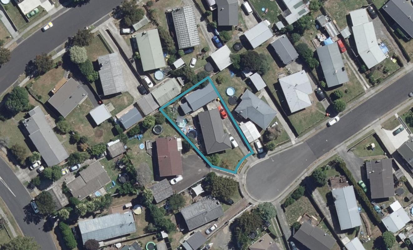22 Susan Place, Deanwell, Hamilton - Carousel 1
