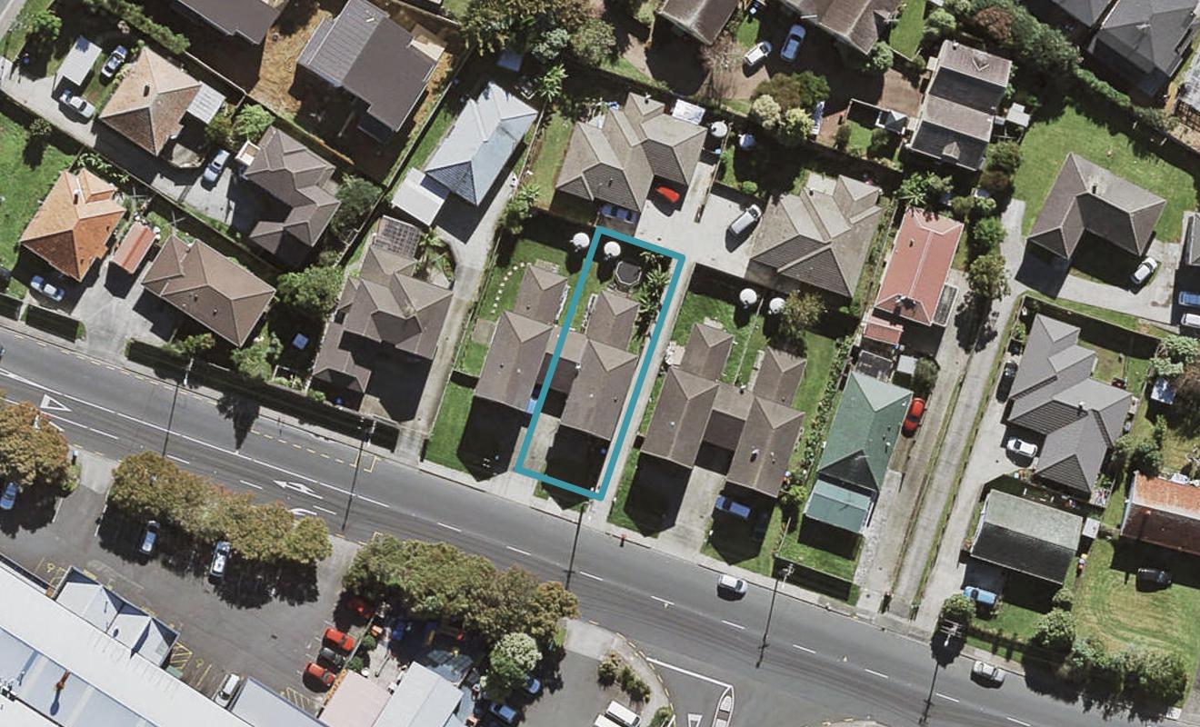 35A Carr Road, Three Kings, Auckland - Carousel 1