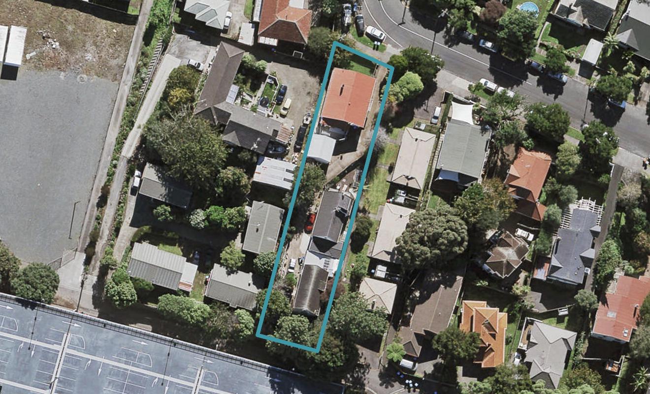 1/36 Aroha Avenue, Sandringham, Auckland - Carousel 1