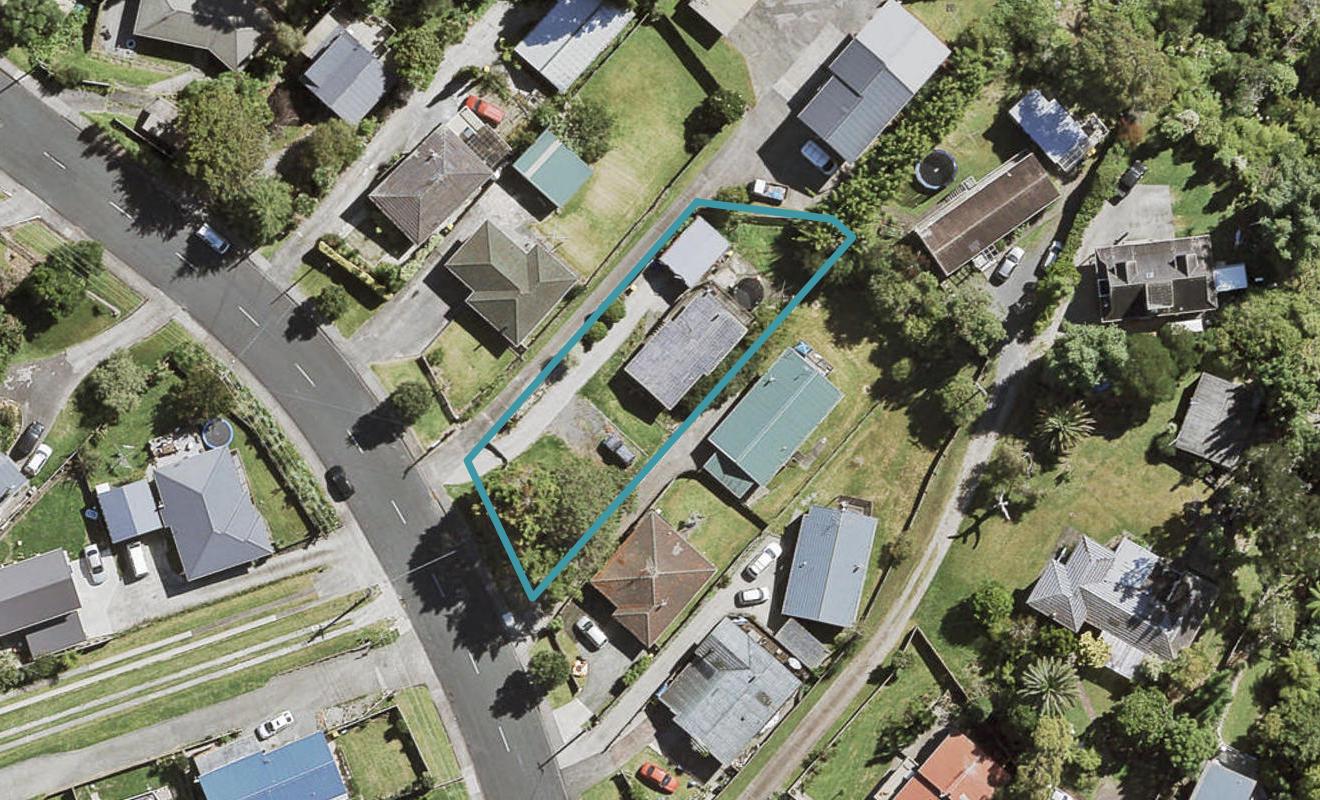 46 Sunnyside Road, Sunnyvale, Auckland - Carousel 1