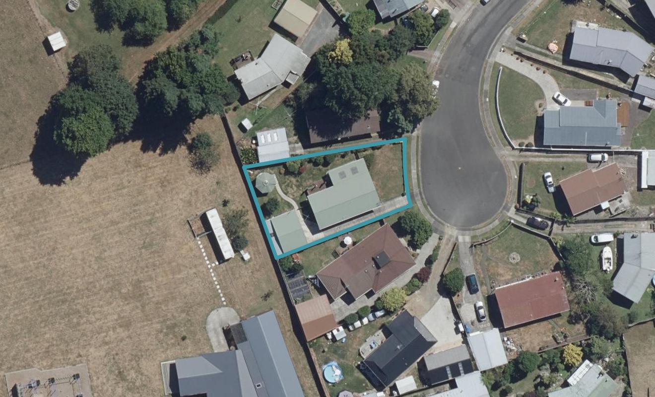 20 Margaret Place, Deanwell, Hamilton - Carousel 1
