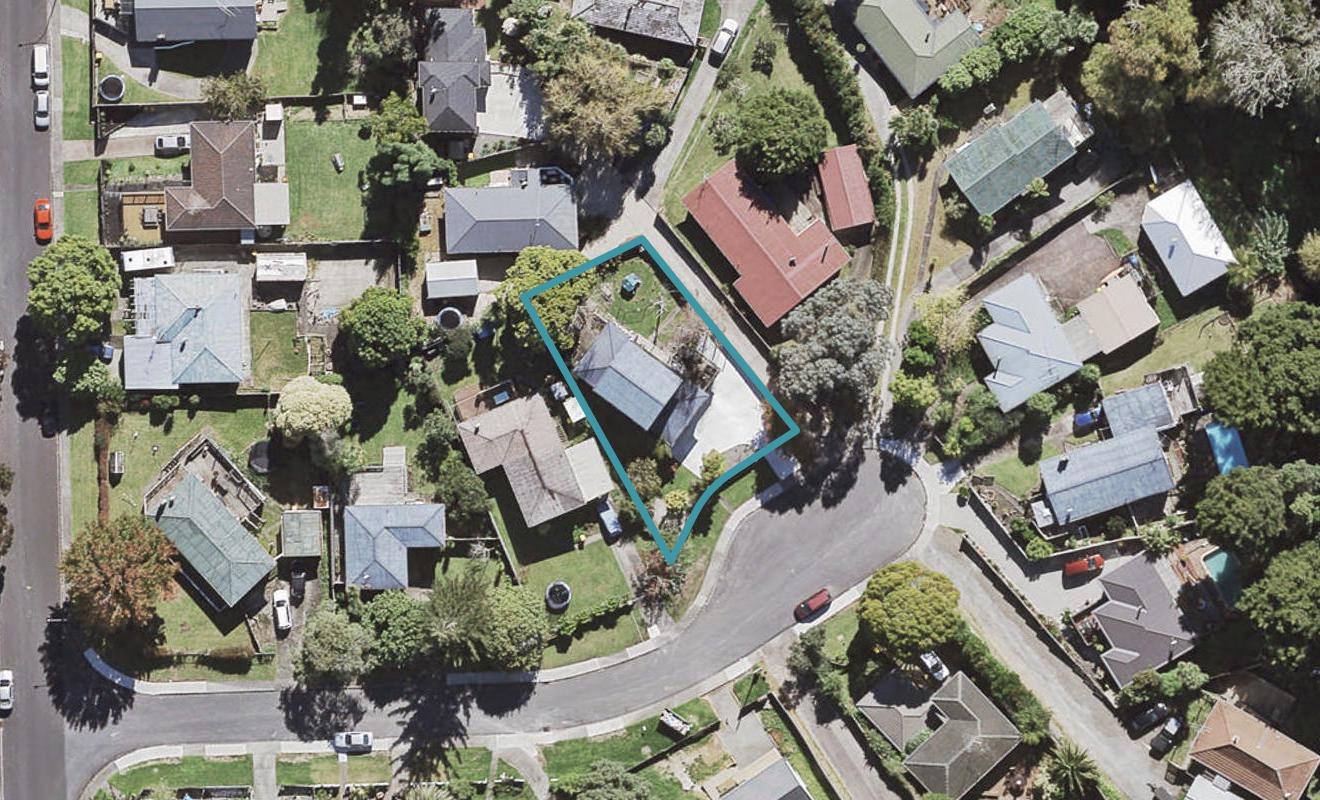 8 Beeche Place, Birkdale, Auckland - Carousel 1