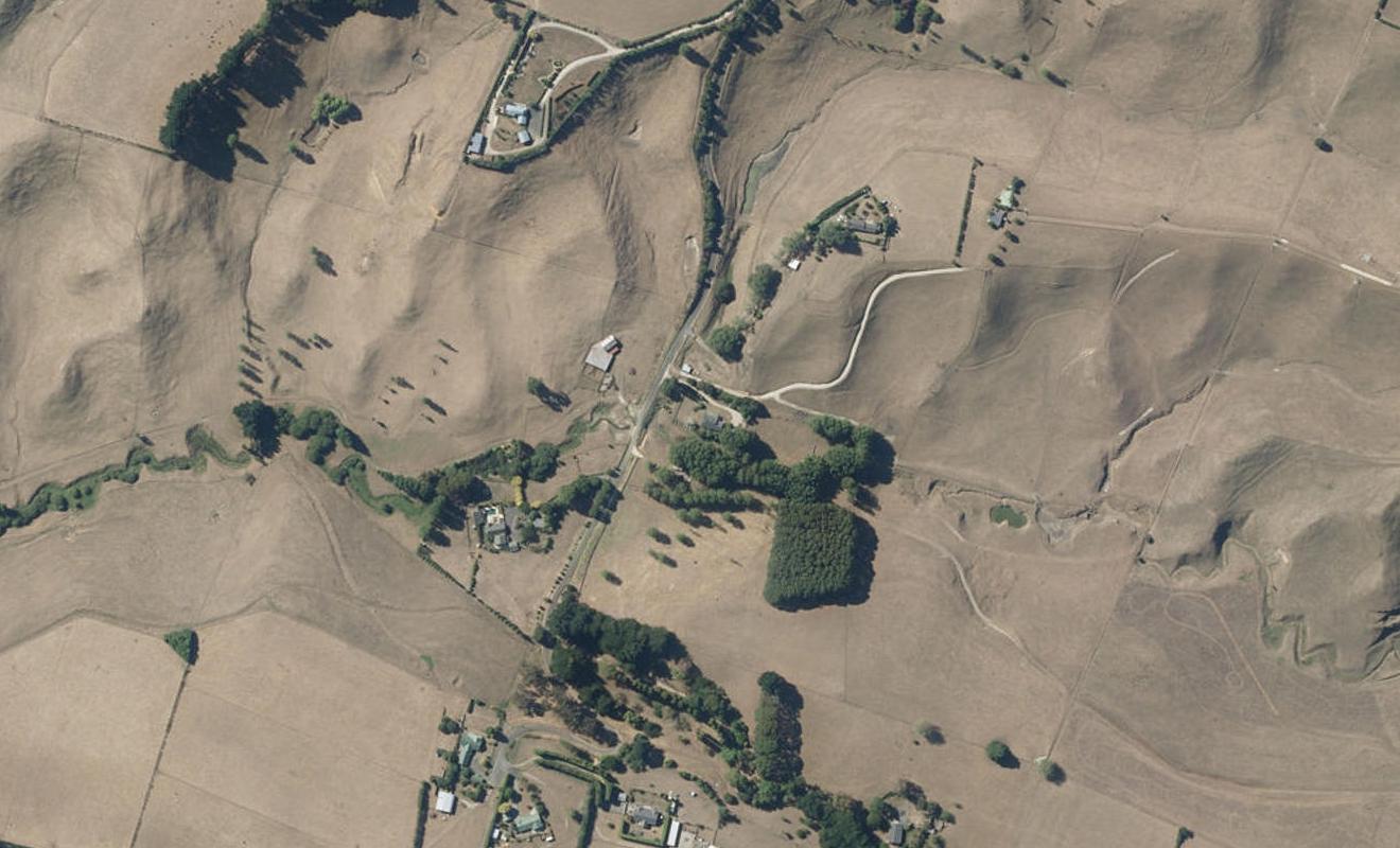 111 Union Line, Fordell, Whanganui - Carousel 1