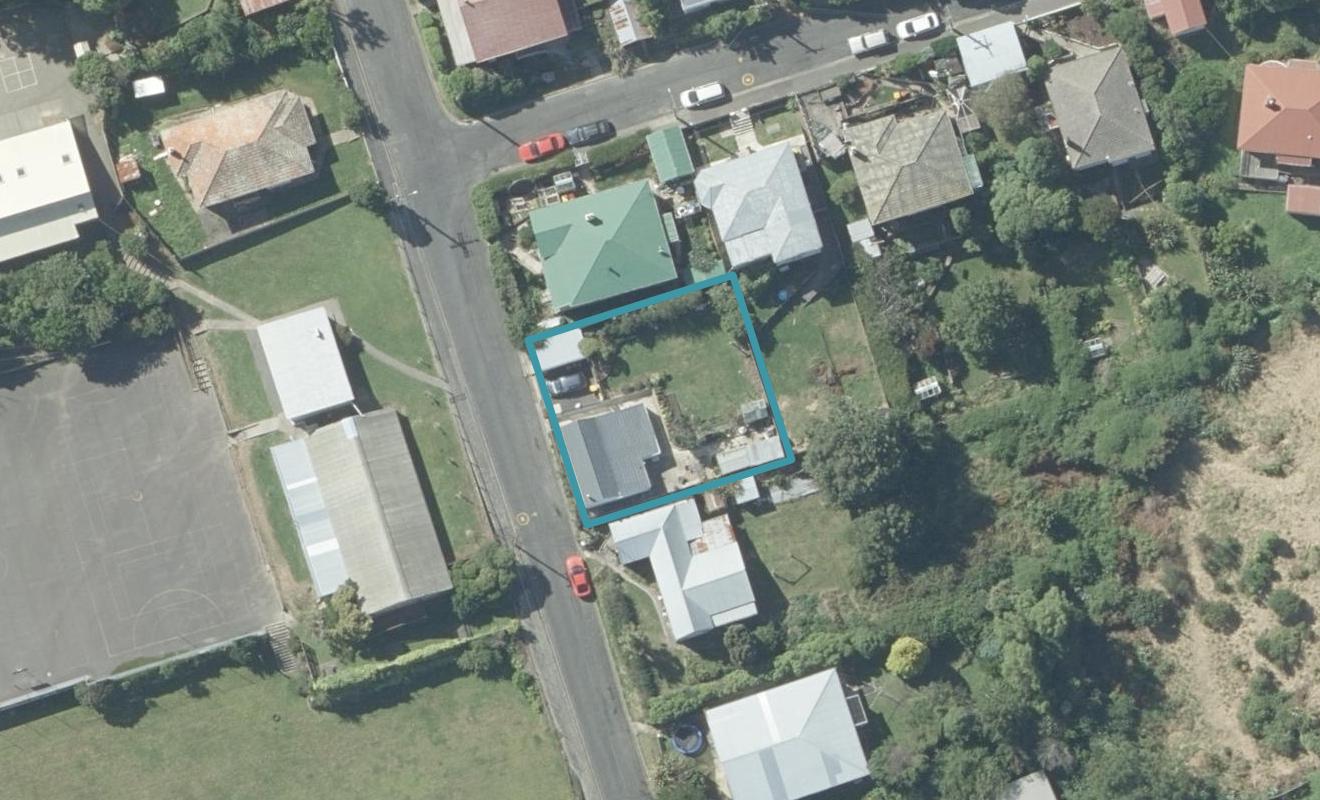 6 Ohau Street, Ravensbourne, Dunedin - Carousel 1