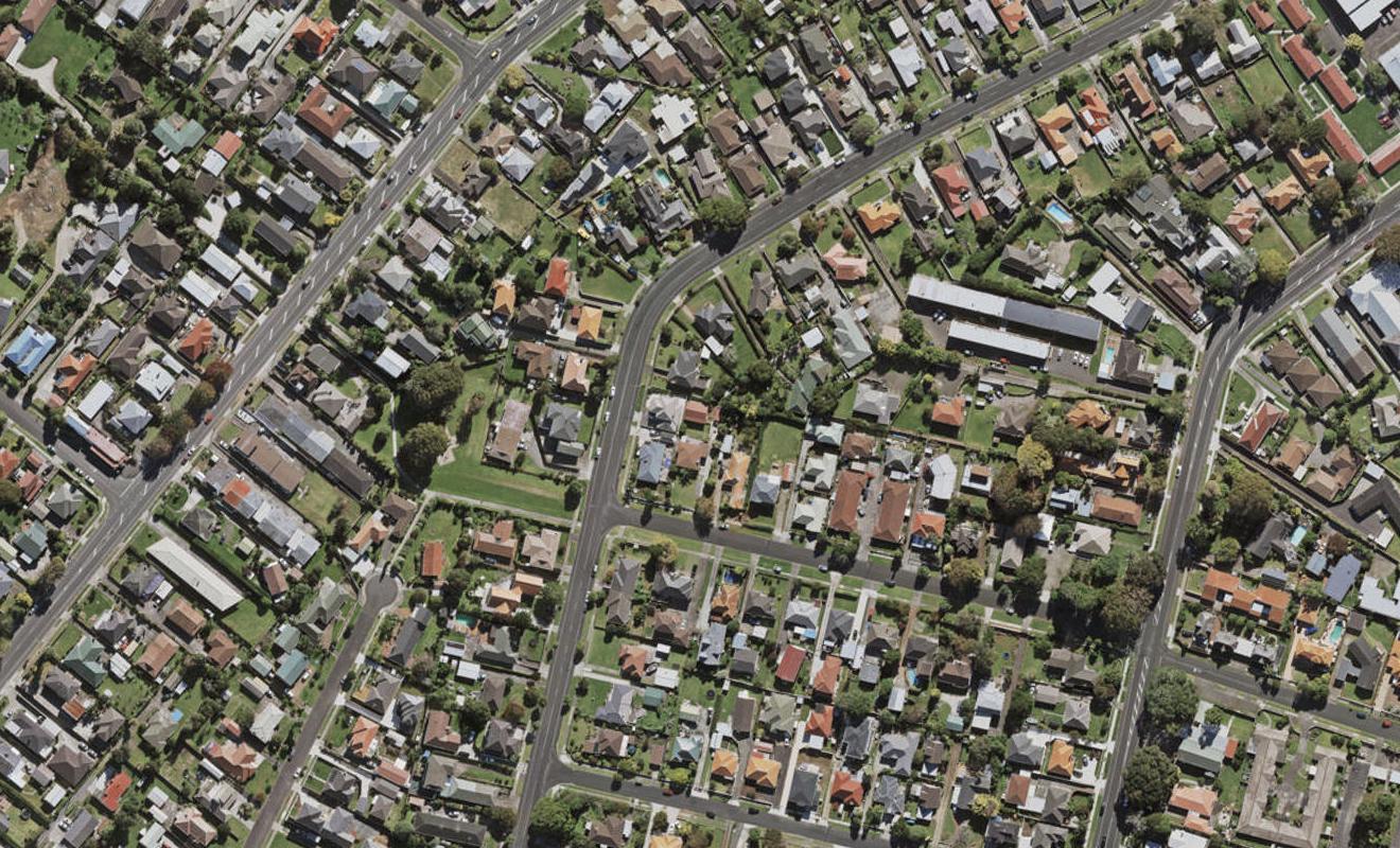 4D Weston Avenue, Papatoetoe, Auckland - Carousel 1