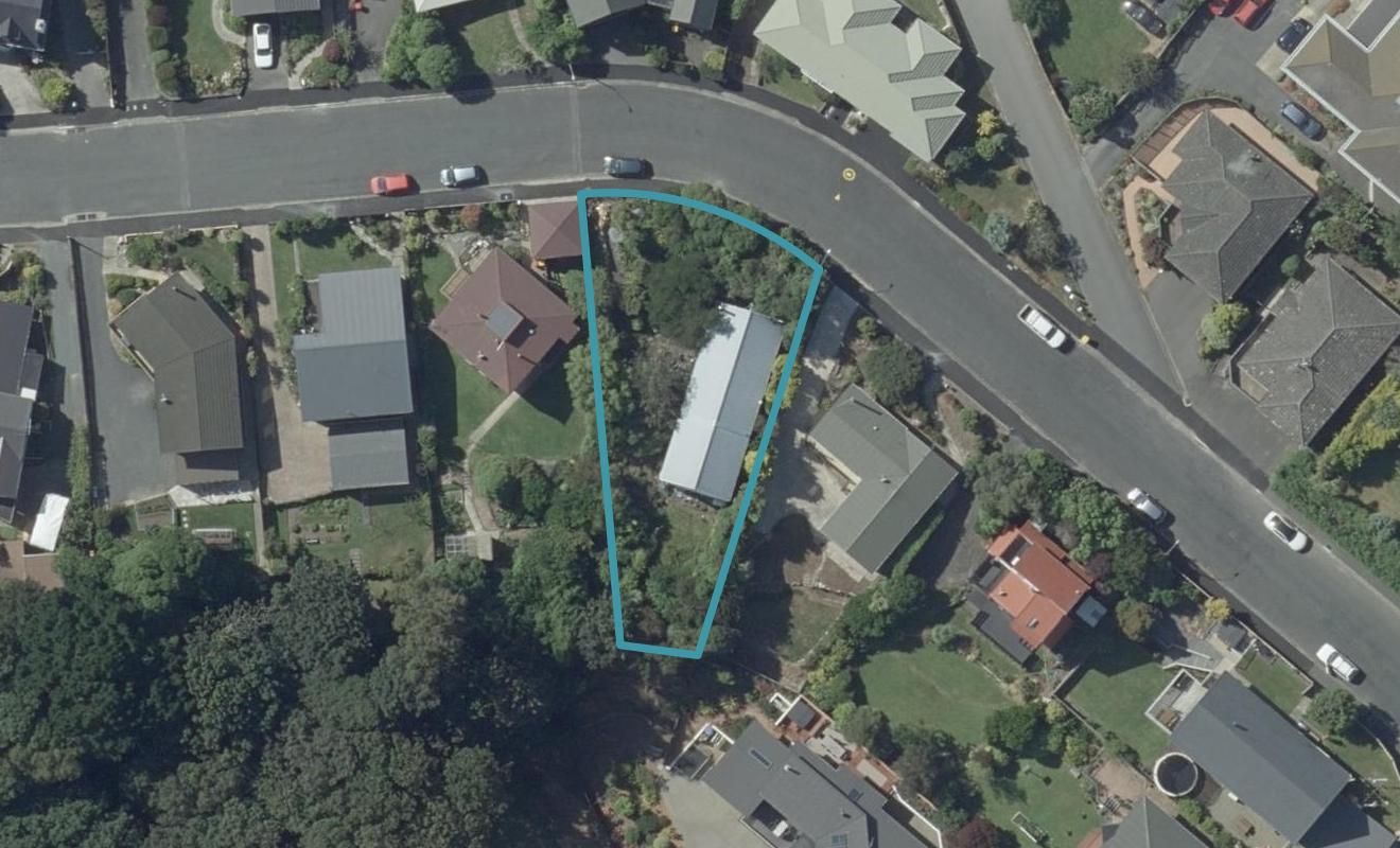7 Elliffe Place, Shiel Hill, Dunedin - Carousel 1