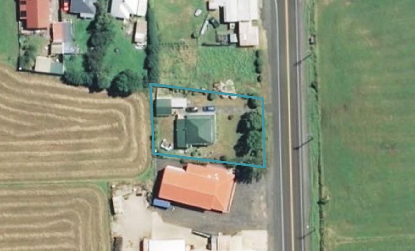 6919 South Road, New Plymouth - Carousel 1
