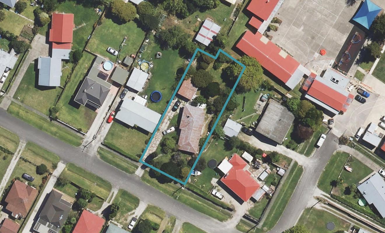 12 Oman Street, Kaiti, Gisborne - Carousel 1