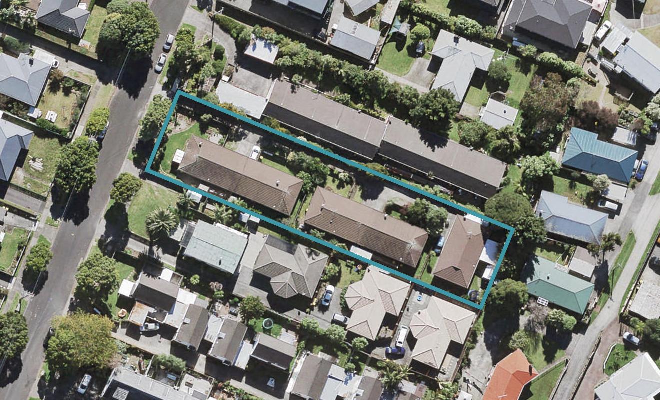 1/11 Koromiko Street, New Lynn, Auckland - Carousel 1