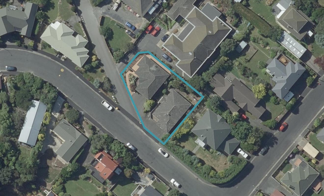 1/4 Elliffe Place, Shiel Hill, Dunedin - Carousel 1