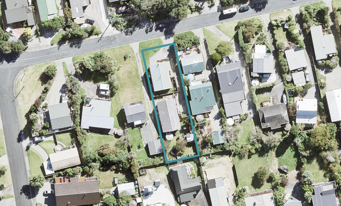 1/17 Holiday Road, Stanmore Bay, Whangaparaoa - Carousel 1