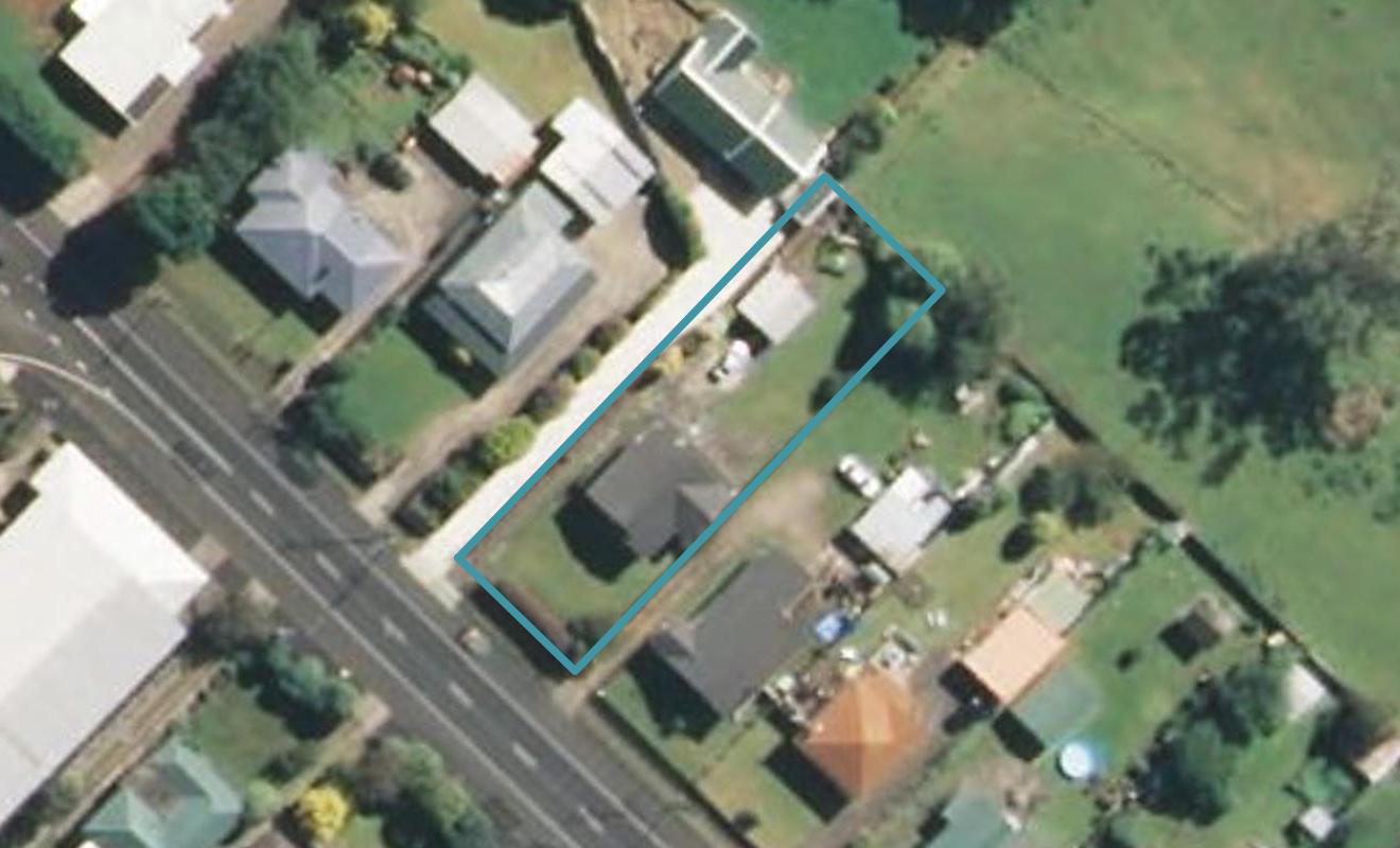 92 Glover Road, Hawera - Carousel 1