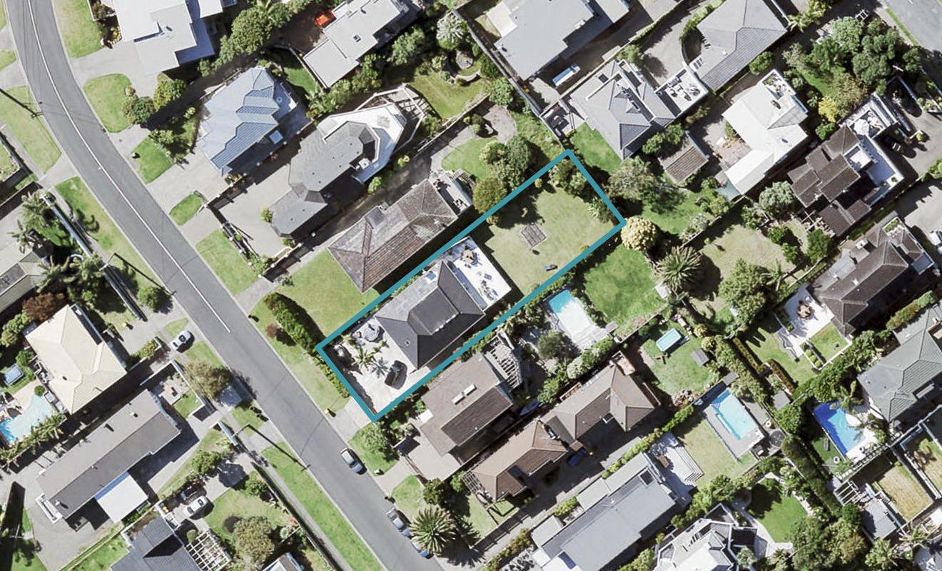 47 Gulf View Road, Murrays Bay, Auckland - Carousel 1