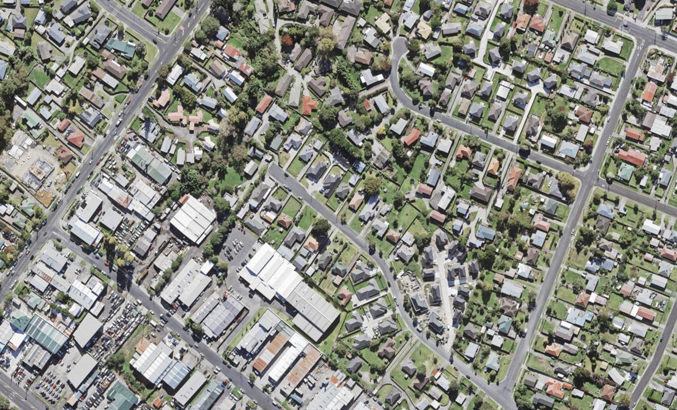 1/59 Kelman Road, Kelston, Auckland - Carousel 1
