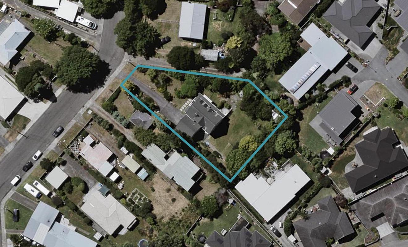 114 Alexander Road, Raumati Beach, Paraparaumu - Carousel 1