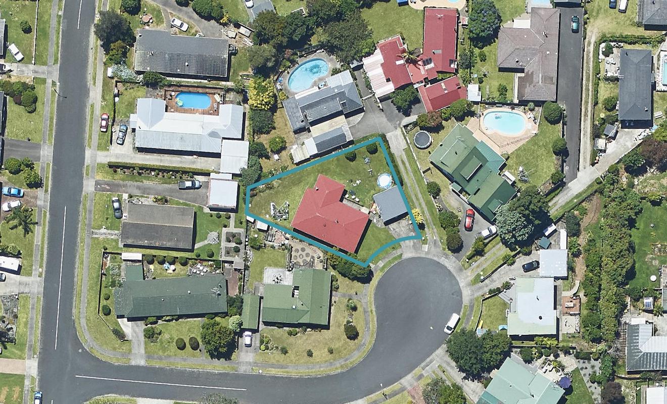 11 Pandora Place, Welcome Bay, Tauranga - Carousel 1