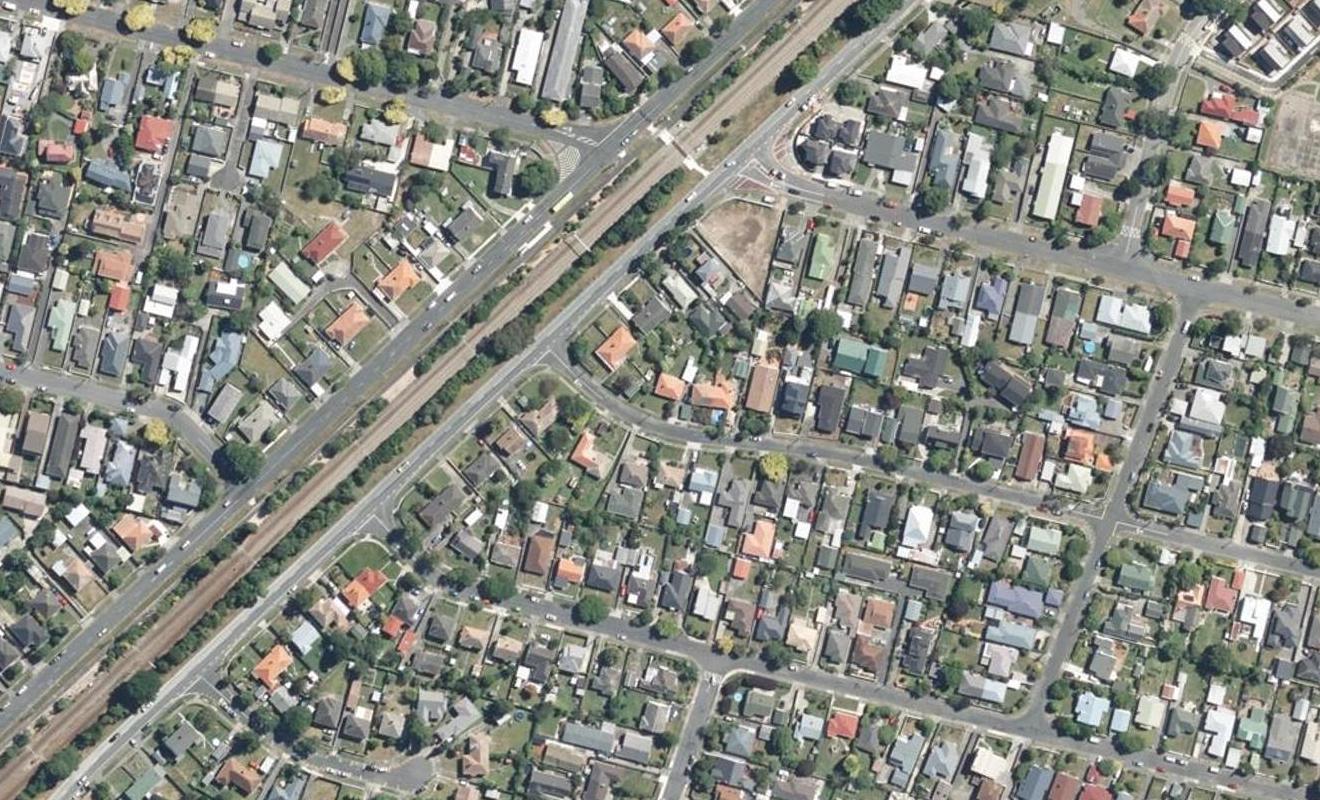 52 Fairfield Avenue, Fairfield, Lower Hutt - Carousel 1