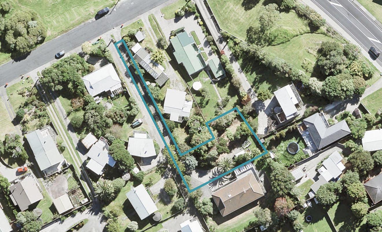 8B Cedar Terrace, Stanmore Bay, Whangaparaoa - Carousel 1