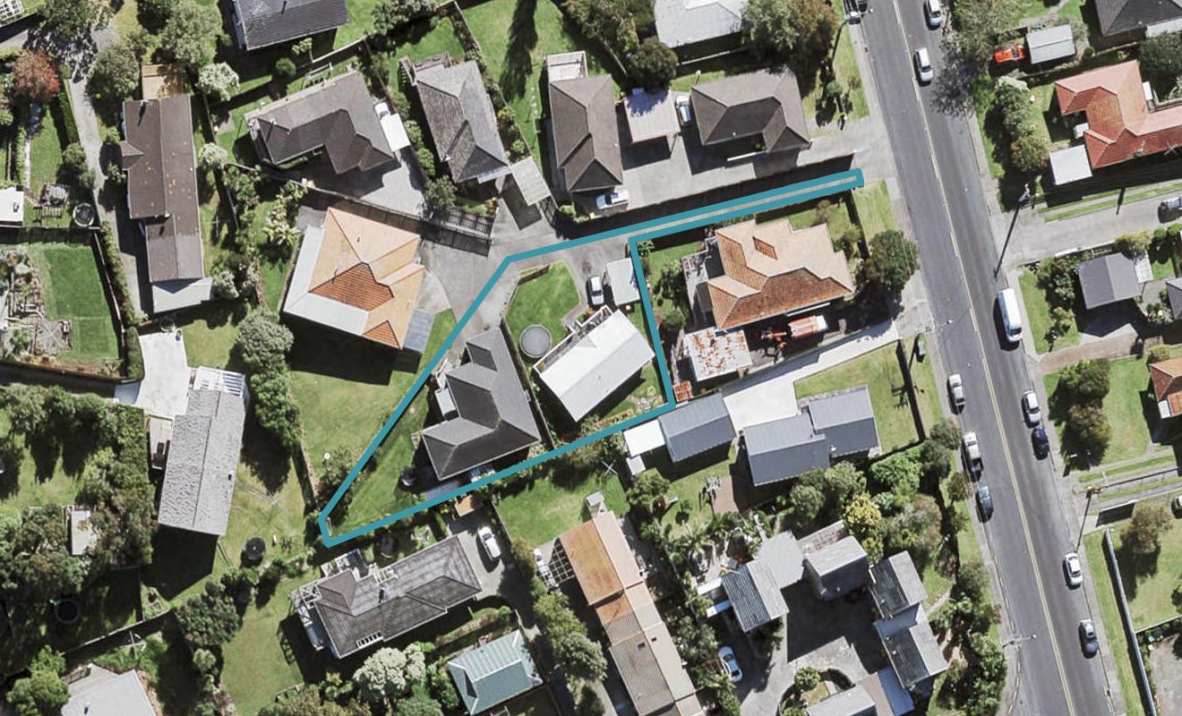 2/86 Birkdale Road, Birkdale, Auckland - Carousel 1