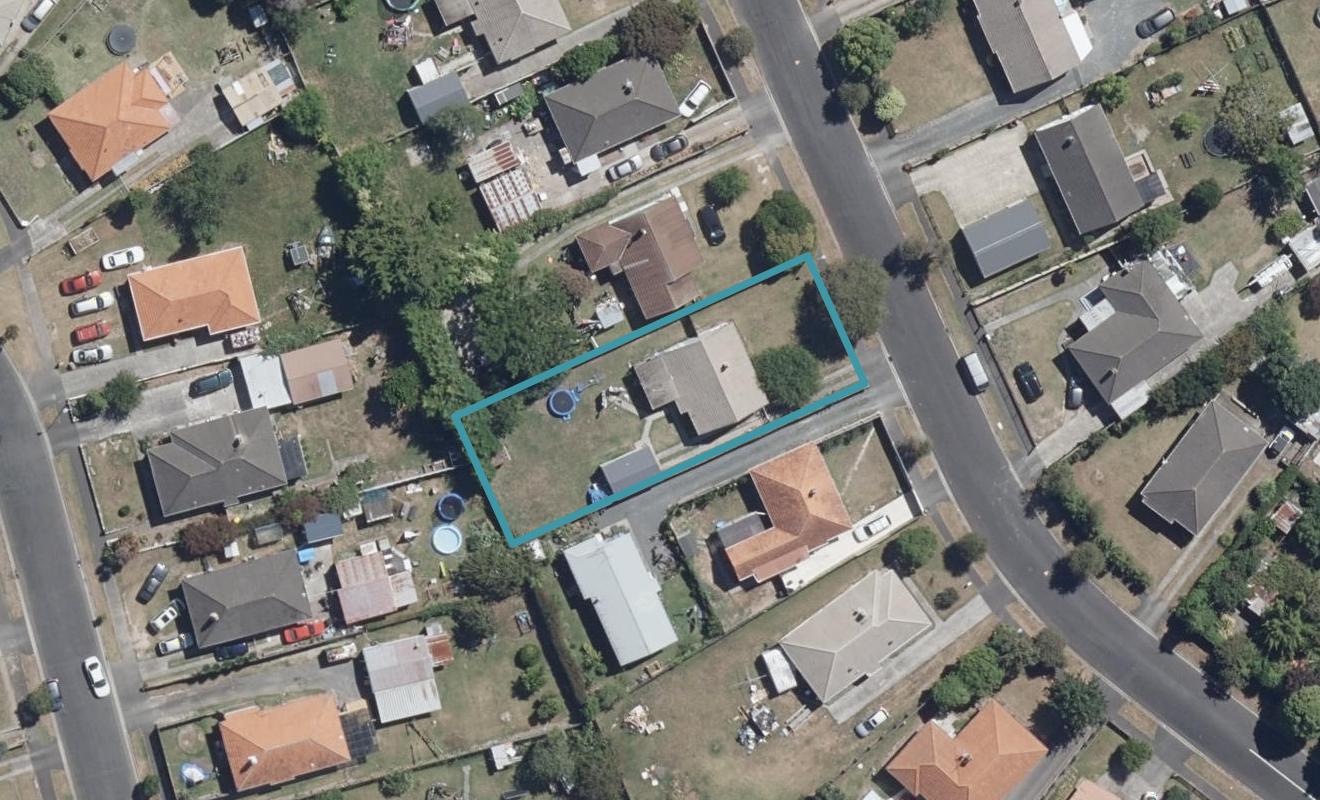 11 Paul Crescent, Fairfield, Hamilton - Carousel 1