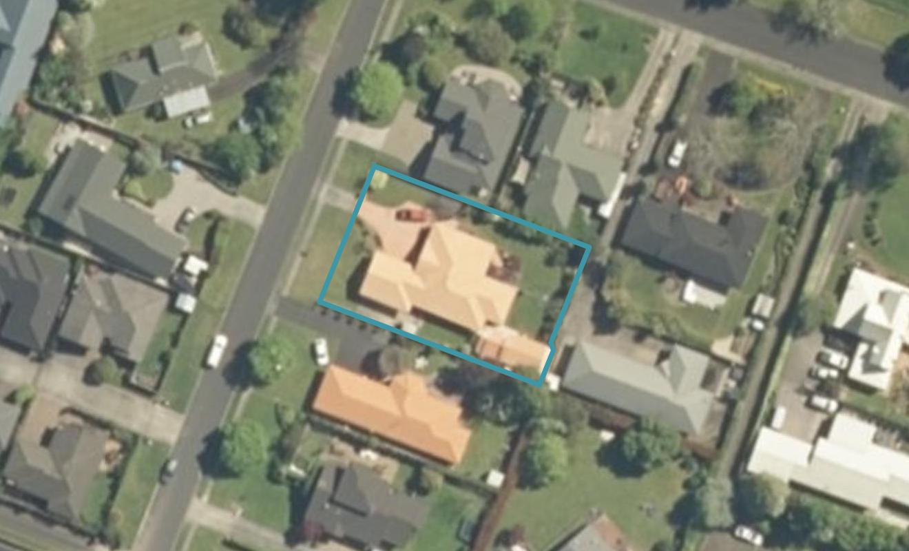 4 Bronte Place, Leamington, Cambridge - Carousel 1