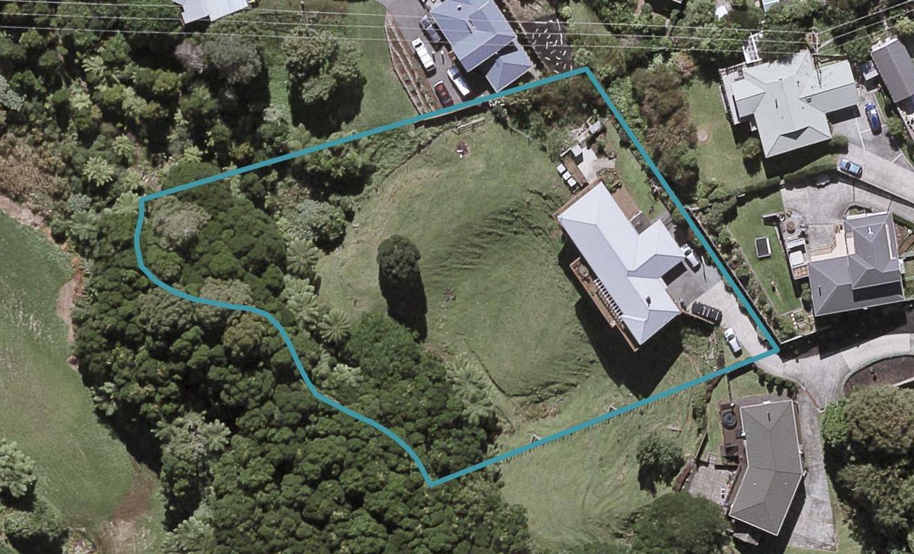 9A Larsen Place, Merrilands, New Plymouth - Carousel 1