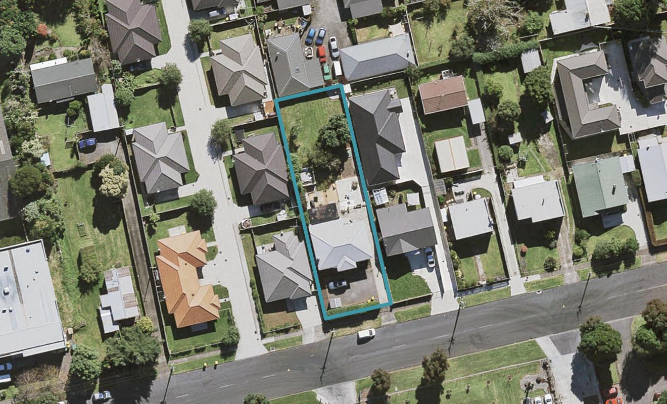 73 Hastie Avenue, Mangere Bridge, Auckland - Carousel 1