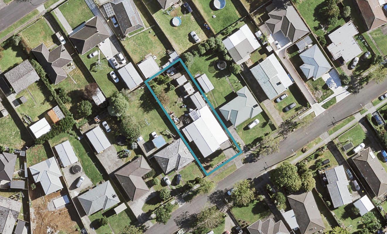 17 Holland Street, Pukekohe, Pukekohe - Carousel 1