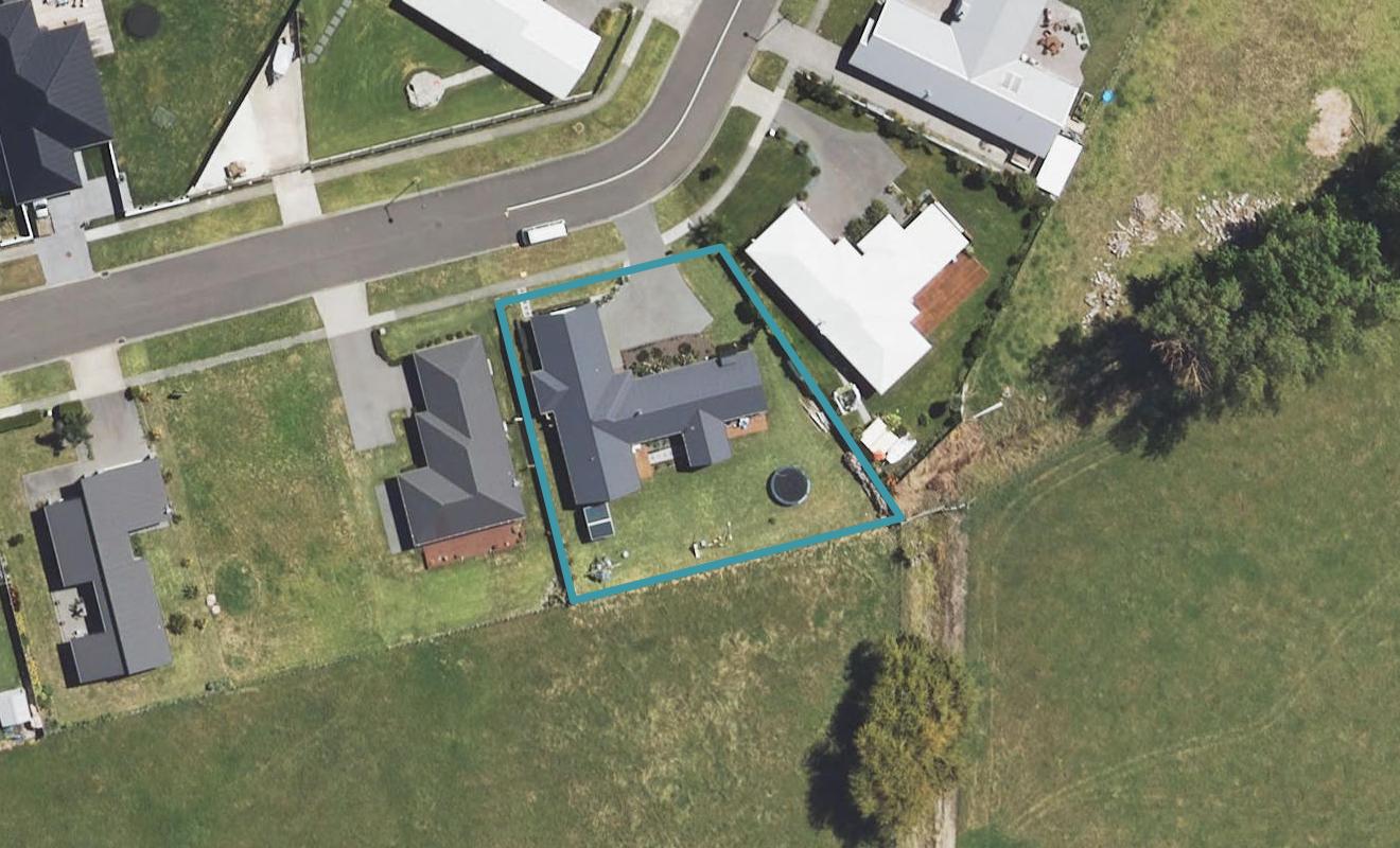62 Hamilton Drive, Wainui, Gisborne - Carousel 1
