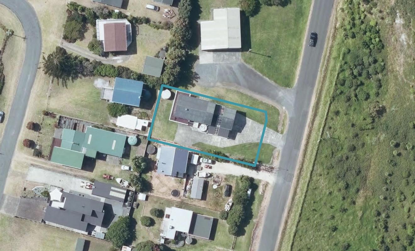 56 Newcastle Street, Māhia - Carousel 1