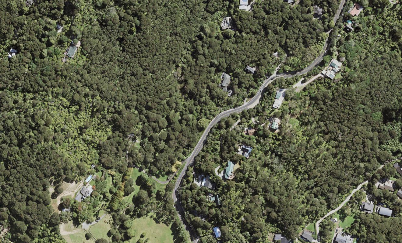 177 Huia Road, Titirangi, Auckland - Carousel 1