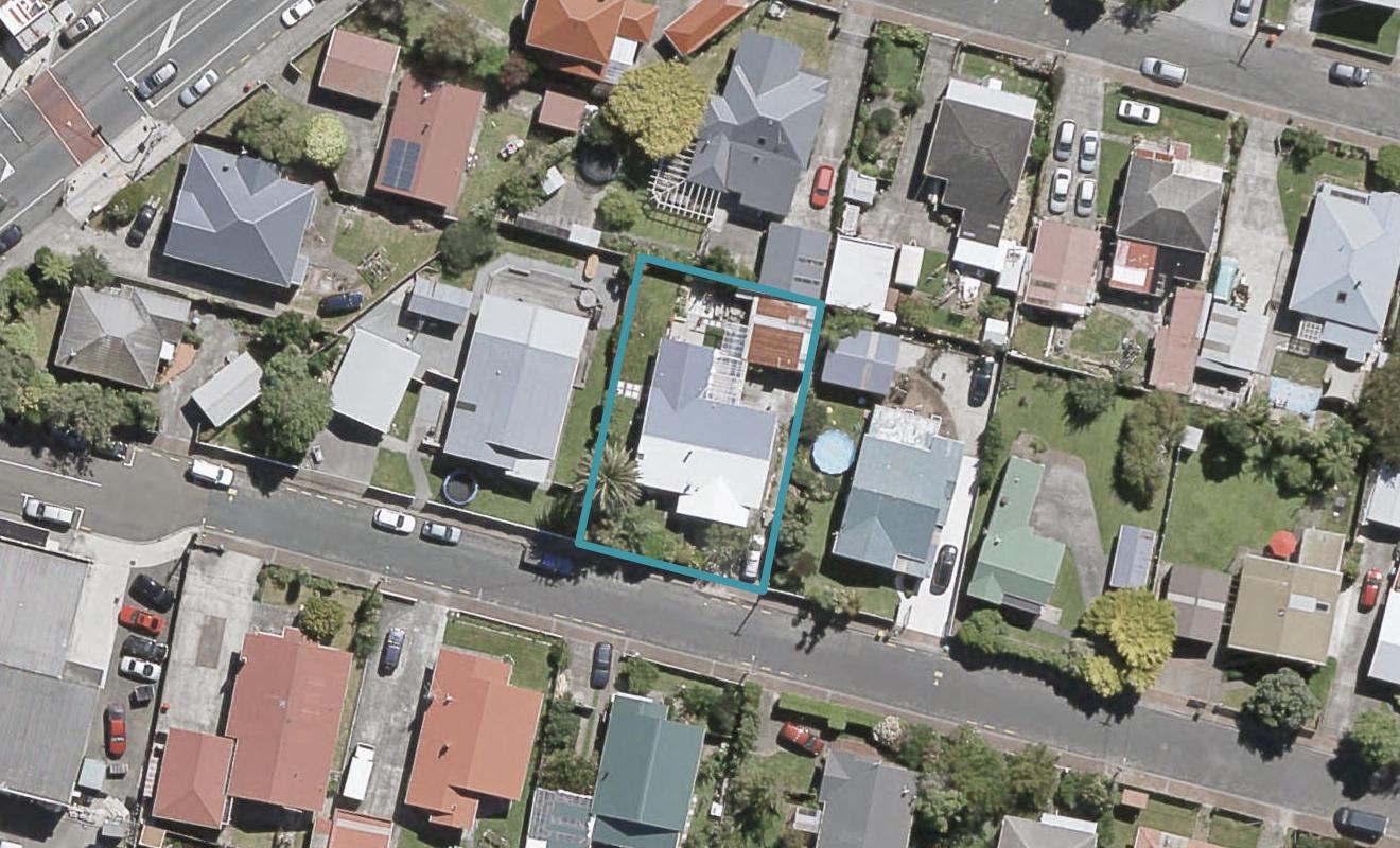 5 Valentine Street, Alicetown, Lower Hutt - Carousel 1