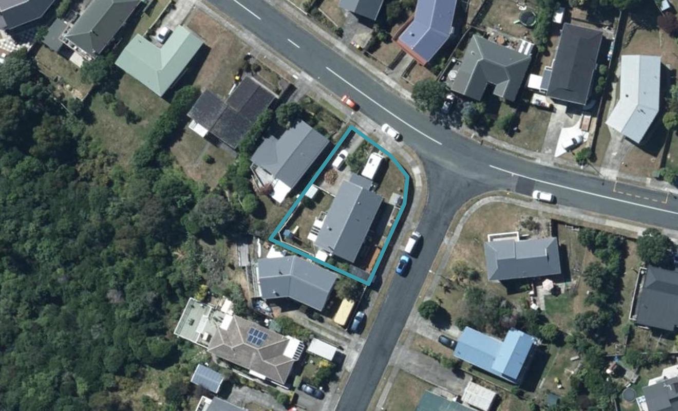 24 Mapplebeck Street, Titahi Bay, Porirua - Carousel 1